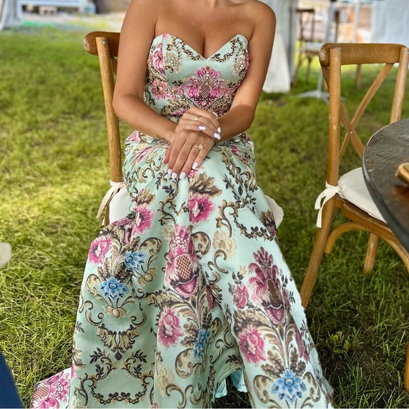 Jovani Evening Gown - Picture 6 of 8